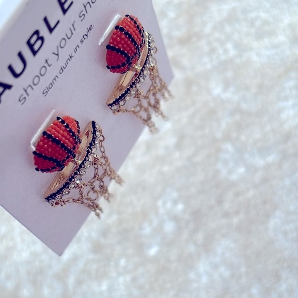 Brand New BaubleBar Basketball Drop Earrings Gold Tone Chain Net March Madness - Picture 9 of 12
